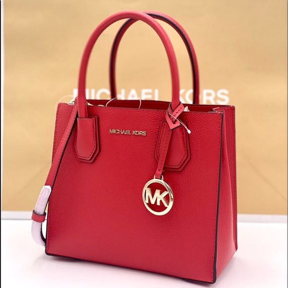 Michael Kors Mercer MD Messenger Crossbody